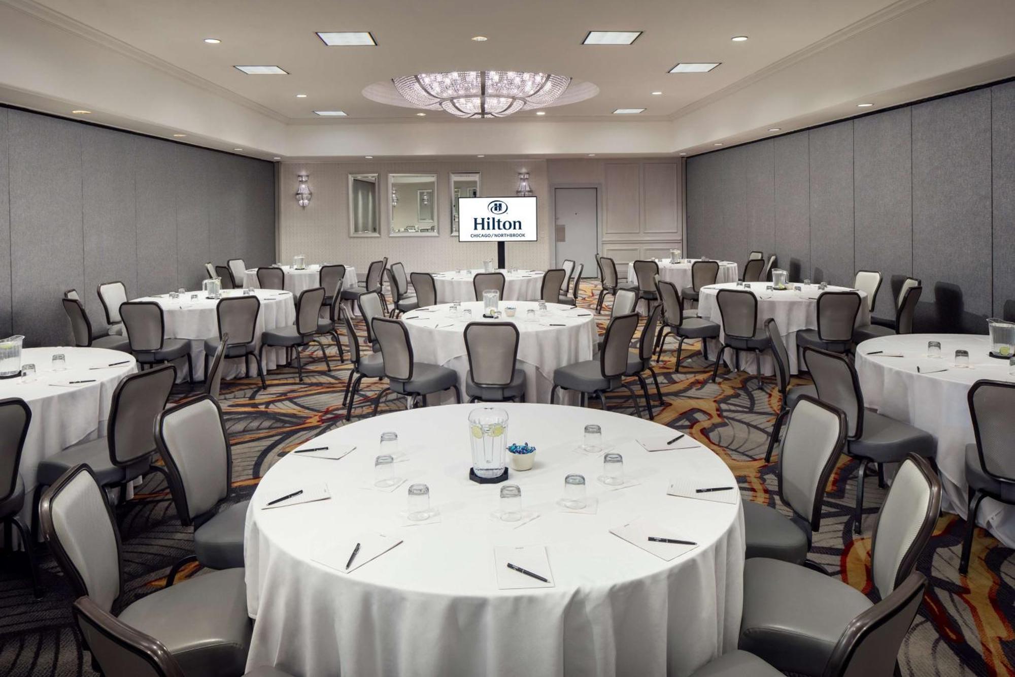 Hilton Chicago/Northbrook Hotel Exterior foto